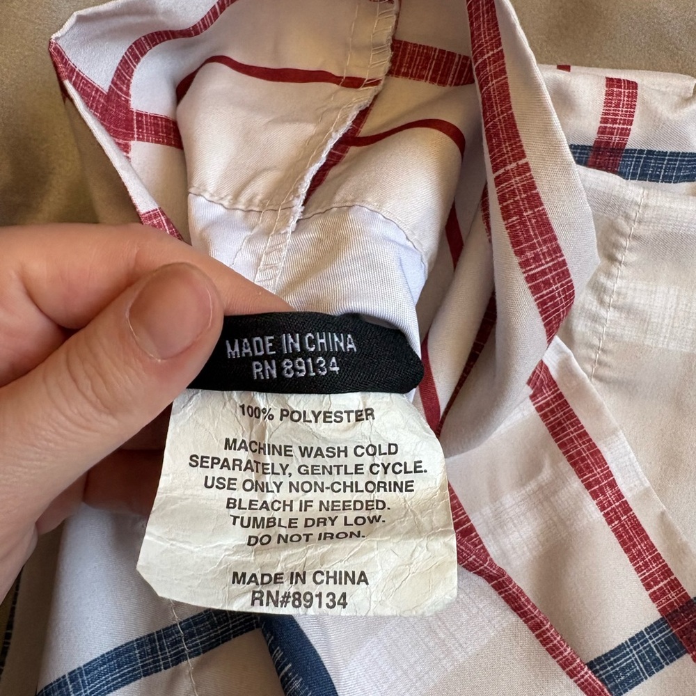 London Fog fitted sheet & two pillowcases - Picture 6 of 6